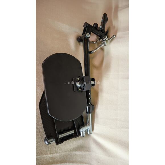 Elevating Wheelchair Leg Rest - Picture 5 of 6